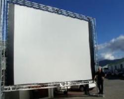 screen 2 x 3 with rigging 